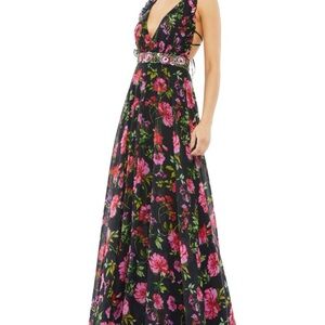 MacDuggal Formal Maxi dress Size 6 NWT